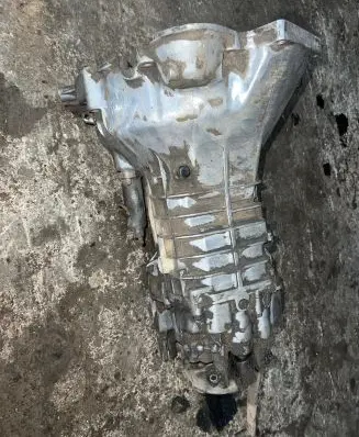 BMW 3 E30 Manual 5 speed gearbox 2600105090