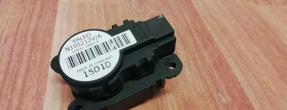 Renault Scenic III - Grand scenic III Air flap motor/actuator N105212VA 7701207721 VHB3010007A