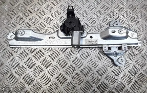 Nissan Qashqai Rear door window regulator with motor 827004ea0a