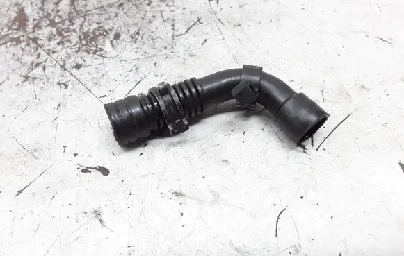 Volkswagen Touran I Breather hose/pipe 038103493AR 446070602