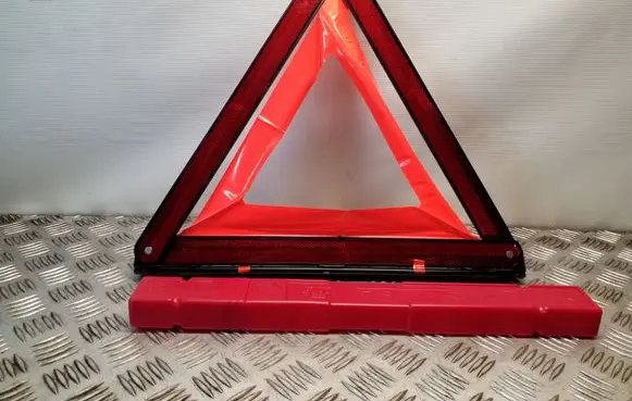 Audi A1 Emergency warning sign 8K0860251