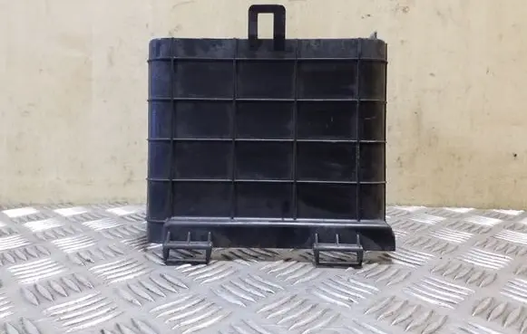 Volkswagen Touran I Battery box tray 1K0915336