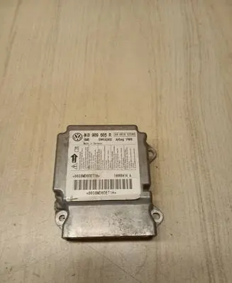 Volkswagen Jetta V Airbag control unit/module 04H018S2300 1K0909605R 14060414A