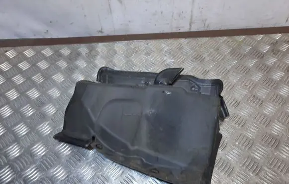 BMW X5 E70 Heat shield in engine bay 517437161748