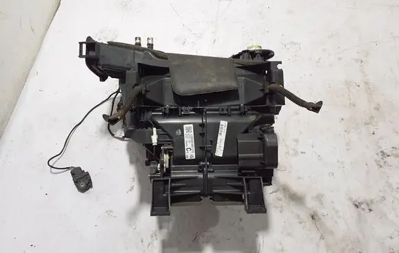Land Rover Range Rover L405 Interior heater climate box assembly HY3219B555CC