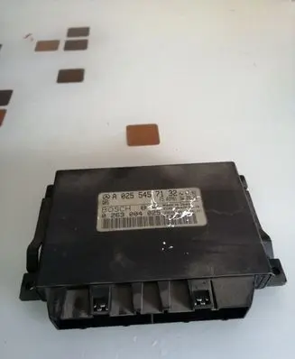 Mercedes-Benz E W211 Parking PDC control unit/module A0255457132 0263004025