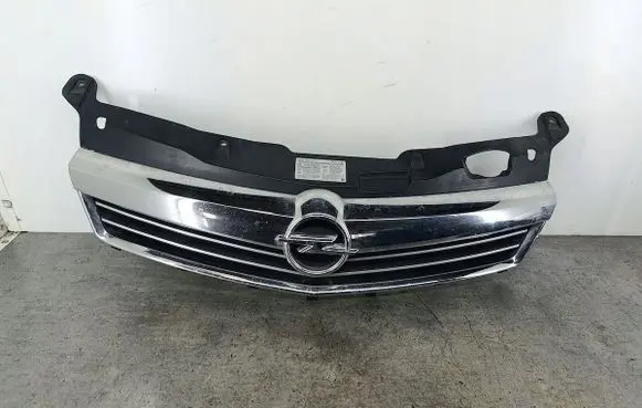 Opel Astra H Front grill 