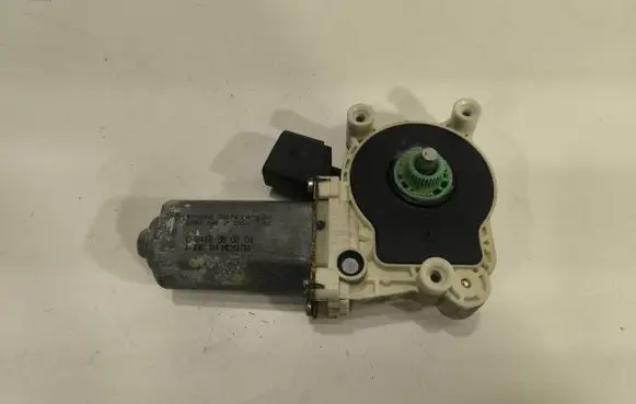 BMW X5M E70 Rear door window regulator motor 7267692 927614102 0212360201