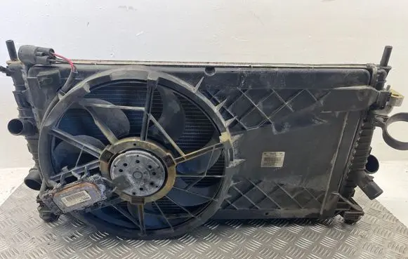 Volvo V50 Radiator set 3M5H8C607RJ