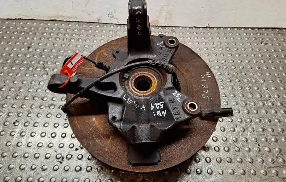 Renault Megane III Front wheel hub spindle knuckle S25056521 400150053R