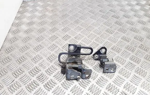 Volkswagen Golf Plus Tailgate/trunk/boot hinge 1K4833411P