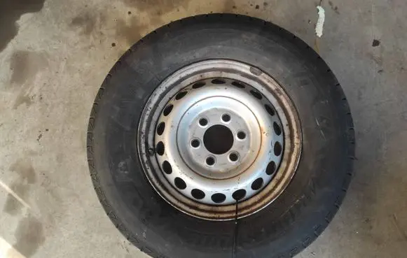 Mercedes-Benz Sprinter W906 R16 steel rim A0014014802