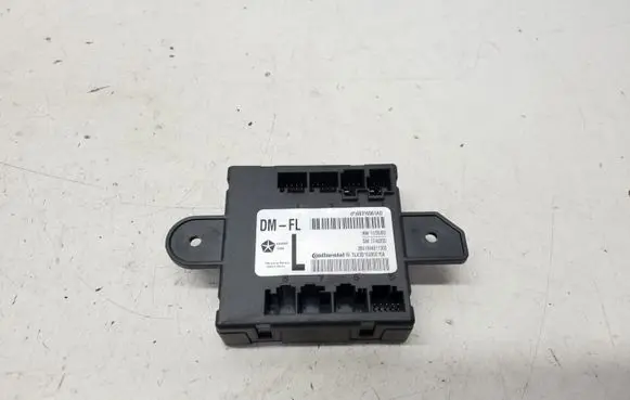 Chrysler Pacifica Door control unit/module 68316561AD