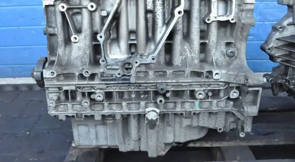 Volvo V60 Engine block D5204T2