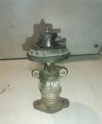 Volkswagen Polo IV 9N3 EGR valve 038131501AG