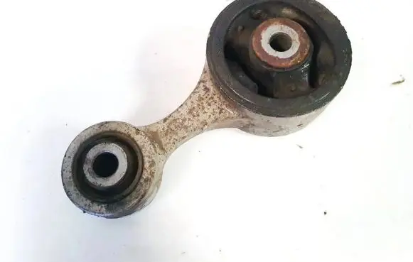 Honda Civic Engine mount bracket