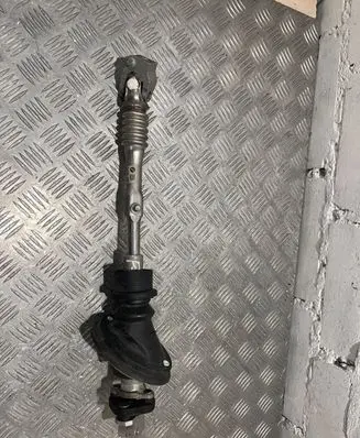 BMW 5 F10 F11 Steering column universal joint 6790490
