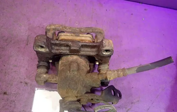 Ford S-MAX Rear brake caliper