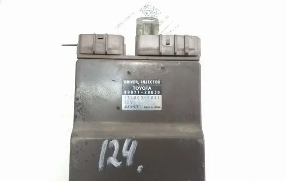 Toyota Corolla E120 E130 Injection control unit/module 8987120030