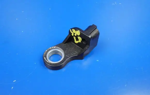 Volvo S90, V90 Headlight/headlamp mounting bracket 31425970