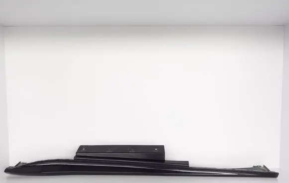Ferrari F12 Berlinetta Sill 084306200
