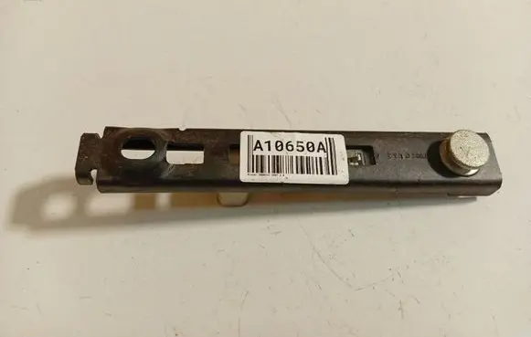 Nissan Qashqai Seat belt adjustment rail 7984c1337