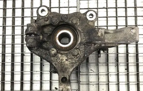 Chrysler Pacifica Front wheel hub spindle knuckle