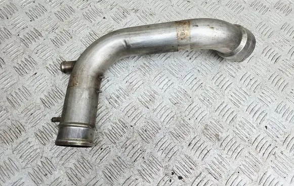 Intercooler hose/pipe