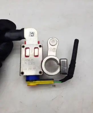 Mercedes-Benz Sprinter W906 Positive cable (battery) A9064401066