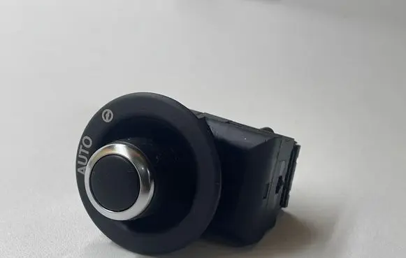 Land Rover Range Rover Sport L494 Steering wheel adjustment switch CPLA6465BA 10097132