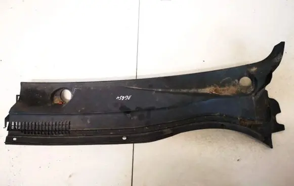 Toyota Avensis T250 Wiper trim 5578205030 55782-05030