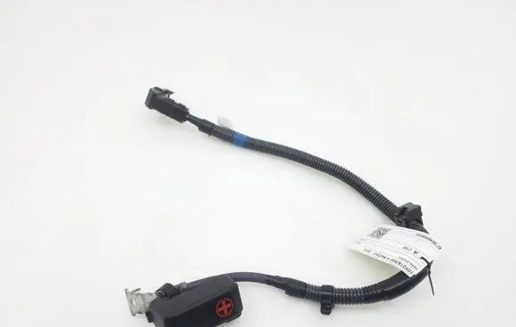 Toyota RAV 4 (XA40) Positive cable (battery) 8212242110