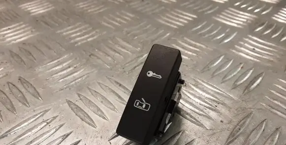 Volkswagen Touareg I Central locking switch button 7L6962125