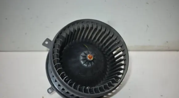 Chrysler Town & Country V Heater fan/blower S8843003 AY2727005193