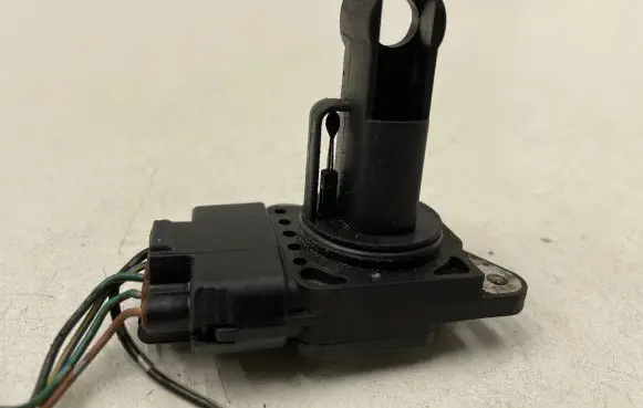 Toyota Corolla Verso AR10 Mass air flow meter 222040N010 MB1974003070