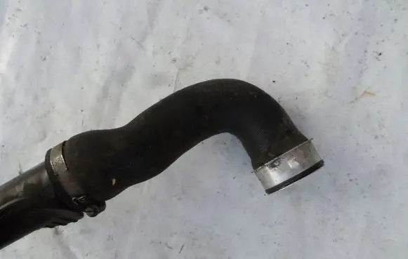 Volkswagen Eos Intercooler hose/pipe 1K0145834N