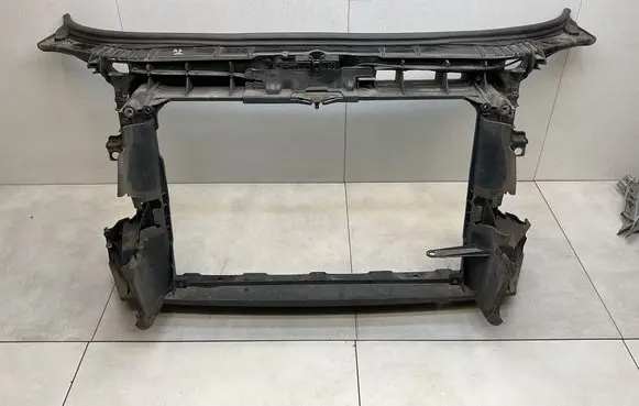 Audi A3 S3 8P Radiator support slam panel 8P0805594C