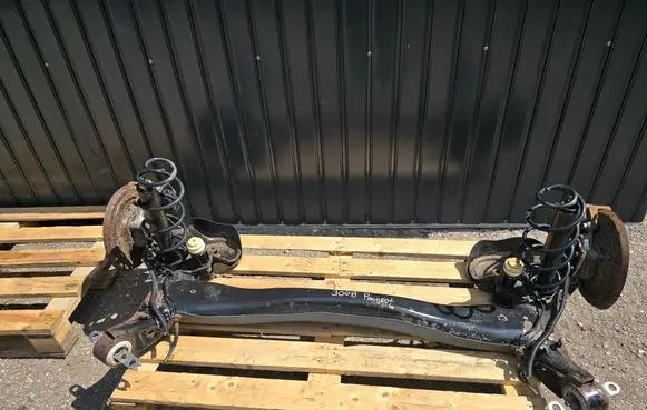 Peugeot 3008 II Rear axle beam