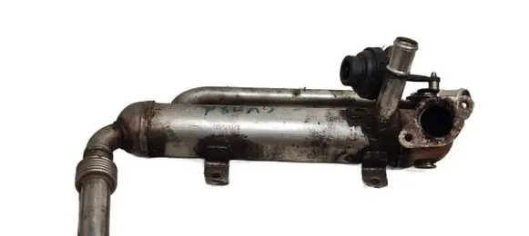 Volkswagen Golf V EGR valve cooler 03G131512S 811510392