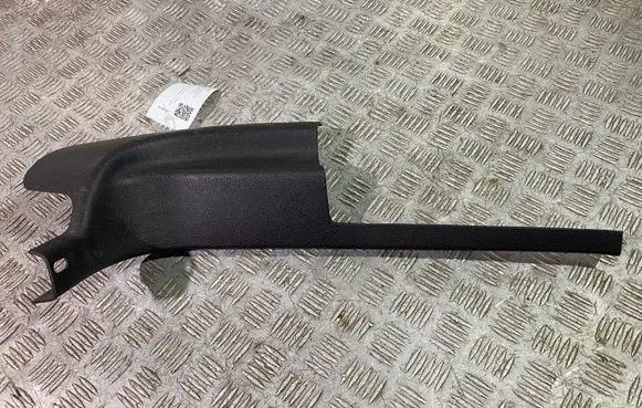 Foot area side trim