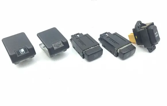 Mitsubishi Pajero A set of switches 