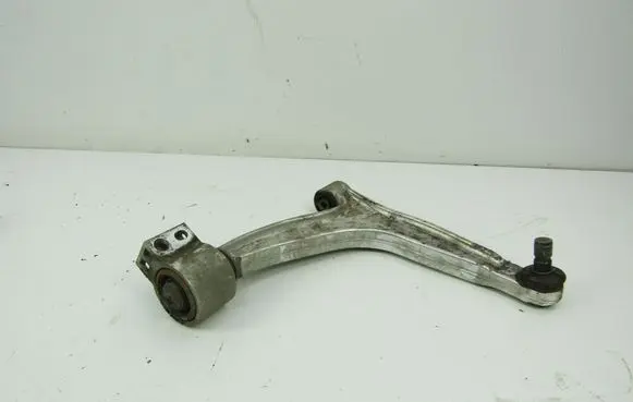 Opel Vectra C Front lower control arm/wishbone 