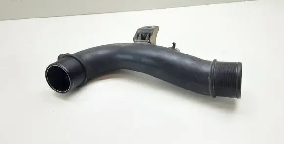 Toyota Avensis T250 Intercooler hose/pipe 173620R011