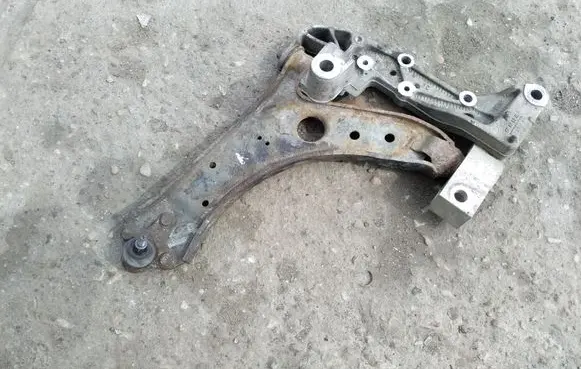 Volkswagen Golf V Front lower control arm/wishbone 1K0199295E