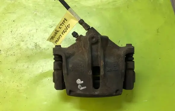 Jaguar X-Type Front brake caliper A0204Y01129