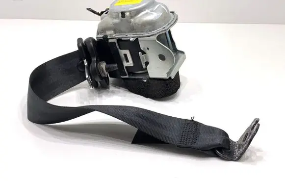 Ford Fiesta Rear seatbelt 