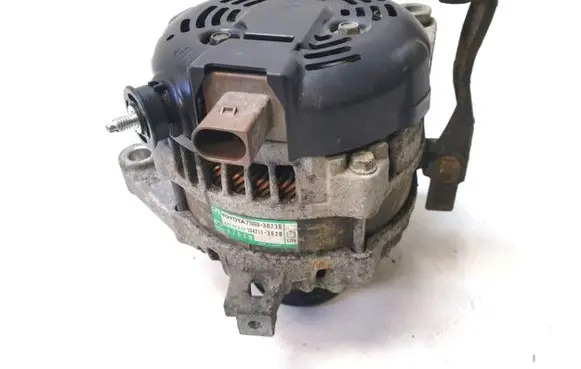 Toyota Hilux (AN120, AN130) Generator/alternator