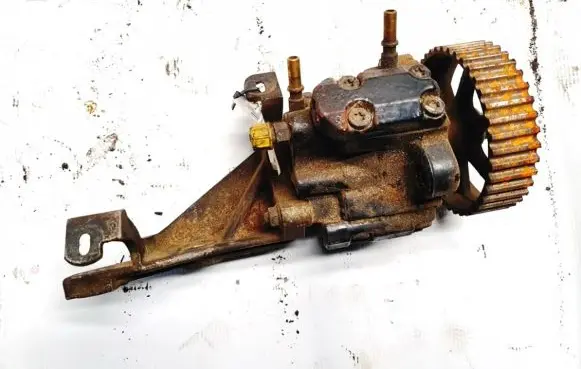 Renault Scenic I Fuel injection high pressure pump 7700111010 0445010018