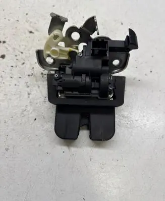 Audi A4 S4 B8 8K Tailgate/trunk/boot lock/catch/latch