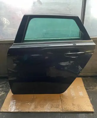 Peugeot 508 RXH Rear door